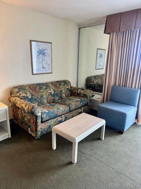 מירטל ביץ' Boardwalk Beach Resort מראה חיצוני תמונה